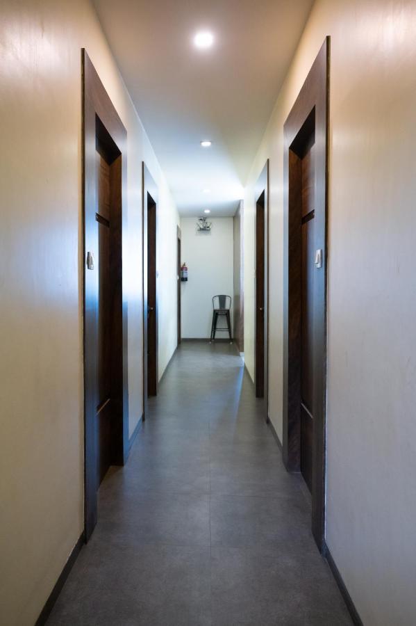 מלון נאווי מומבאי Vijaya Hill View Residency מראה חיצוני תמונה